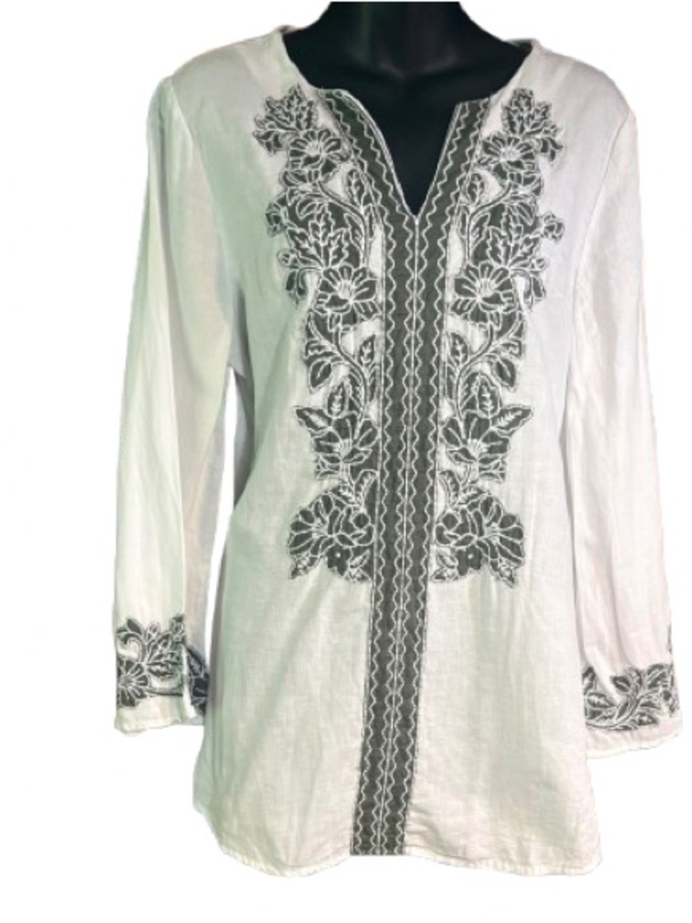 Chico's White V-Neck Black Embroidered Tunic 8/10 - Picture 2 of 10